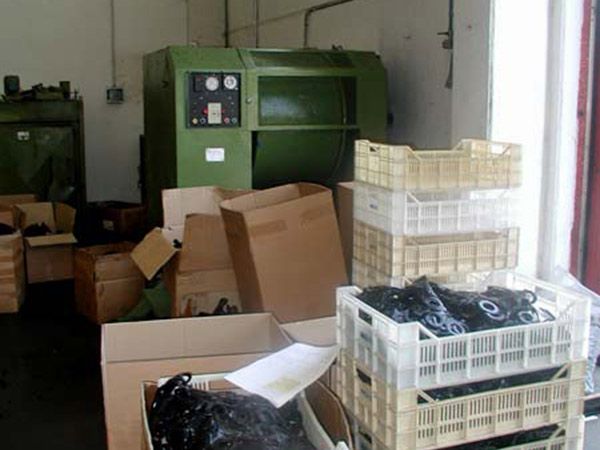 Finitura e consegna articoli tenici Bologna