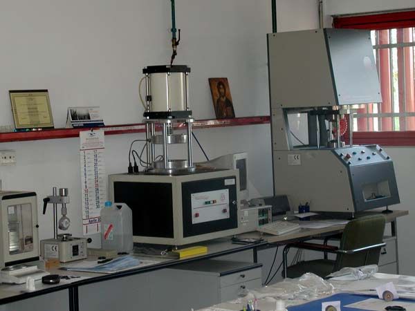 Lavorazione gomma e plastica Modena